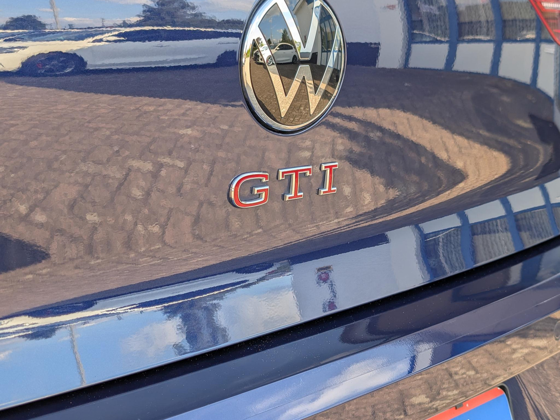 46288000-10.jpg